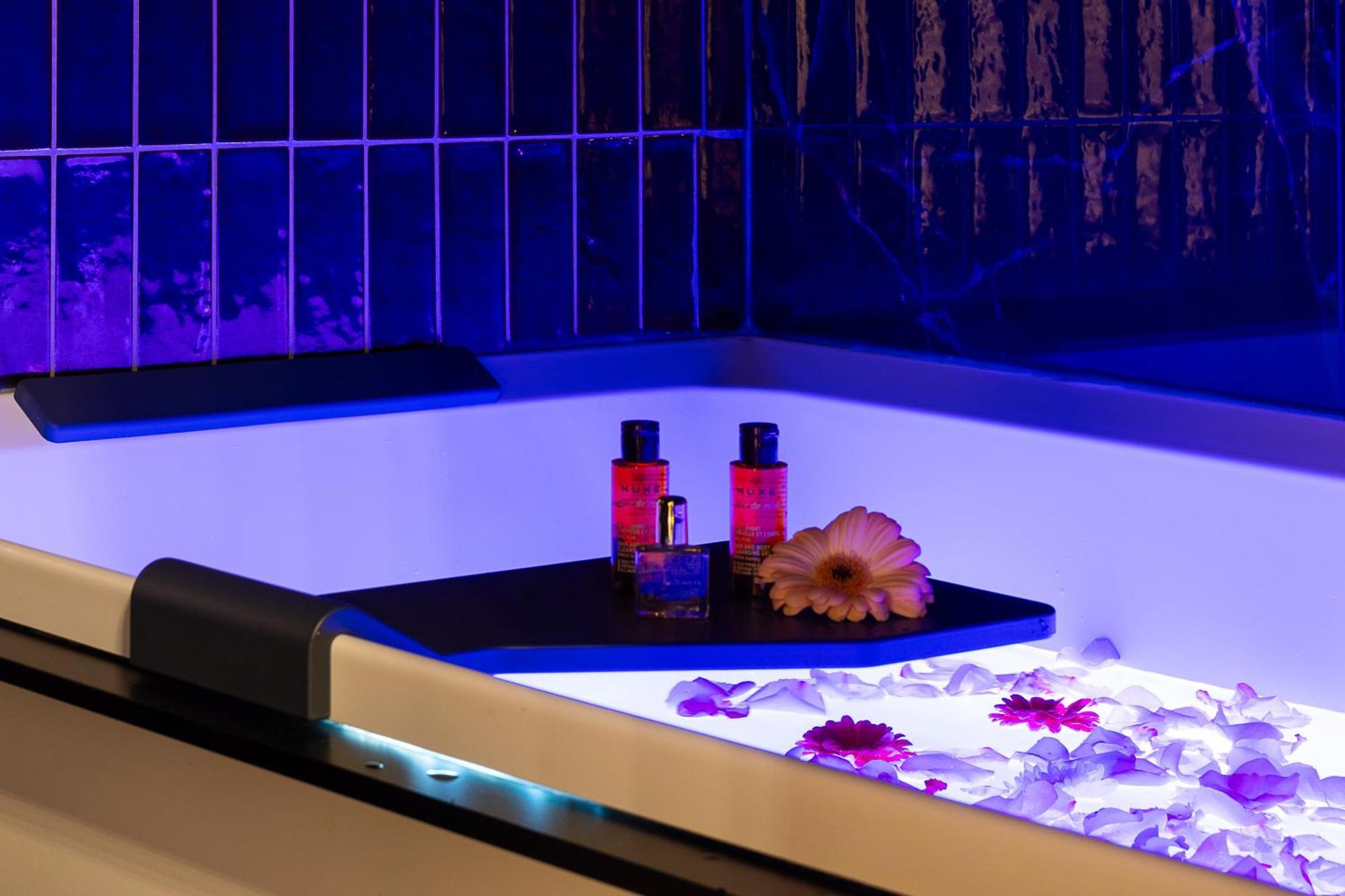 Appartement Host Bien-etre Jacuzzi Downtown *