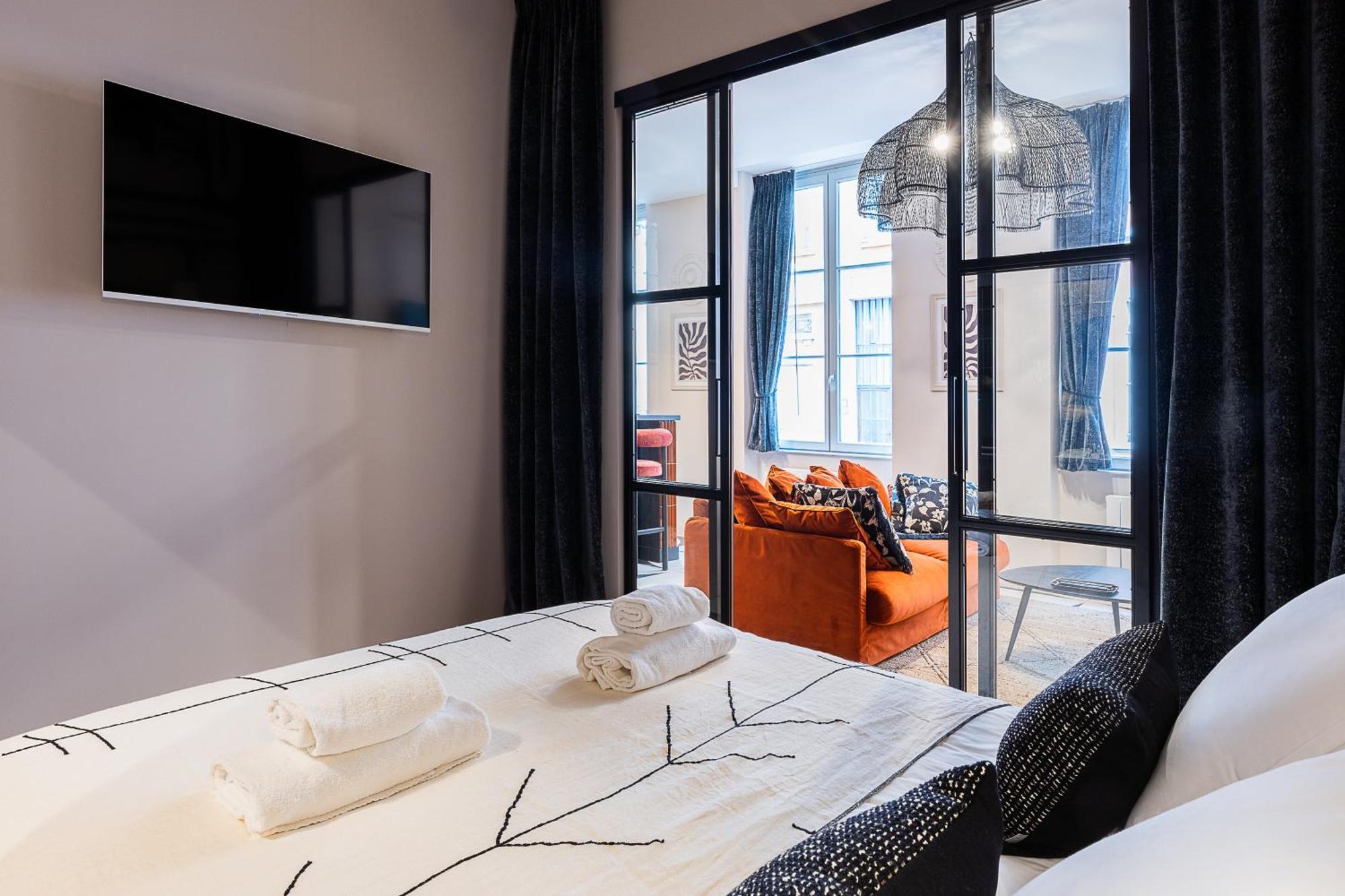 Host Bien-etre Jacuzzi Downtown * Lyon